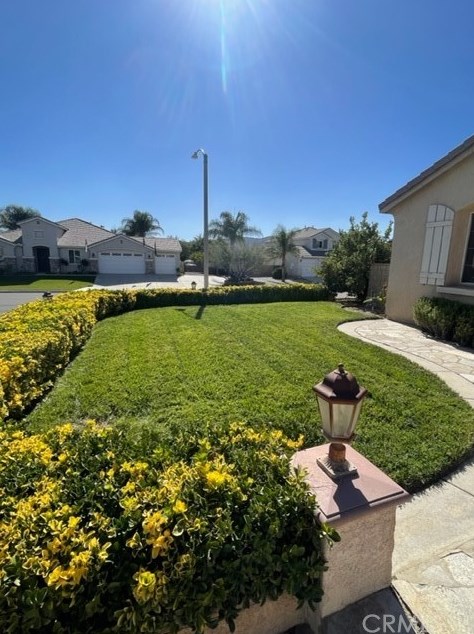 19389 Oak Creek Ln, Perris, CA 92570