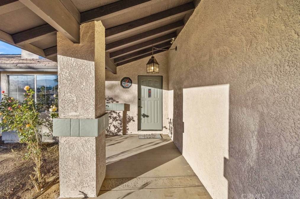 9137 Sonora Rd, Phelan, CA 92371-7010