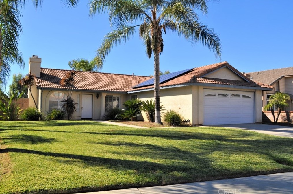 11839 Columbo St, Moreno Valley, CA 92557-8523