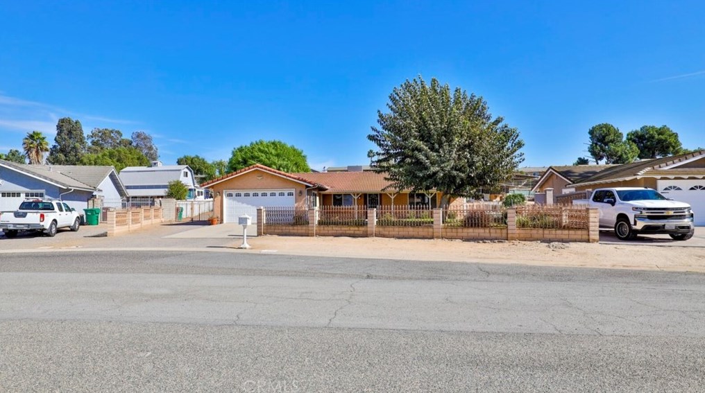 2721 Sagetree Ln, Norco, CA 92860