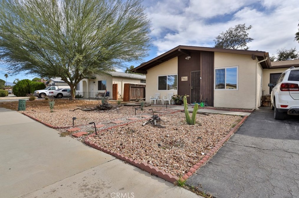 2357 San Bernardo Ave, Hemet, CA 92545-2463