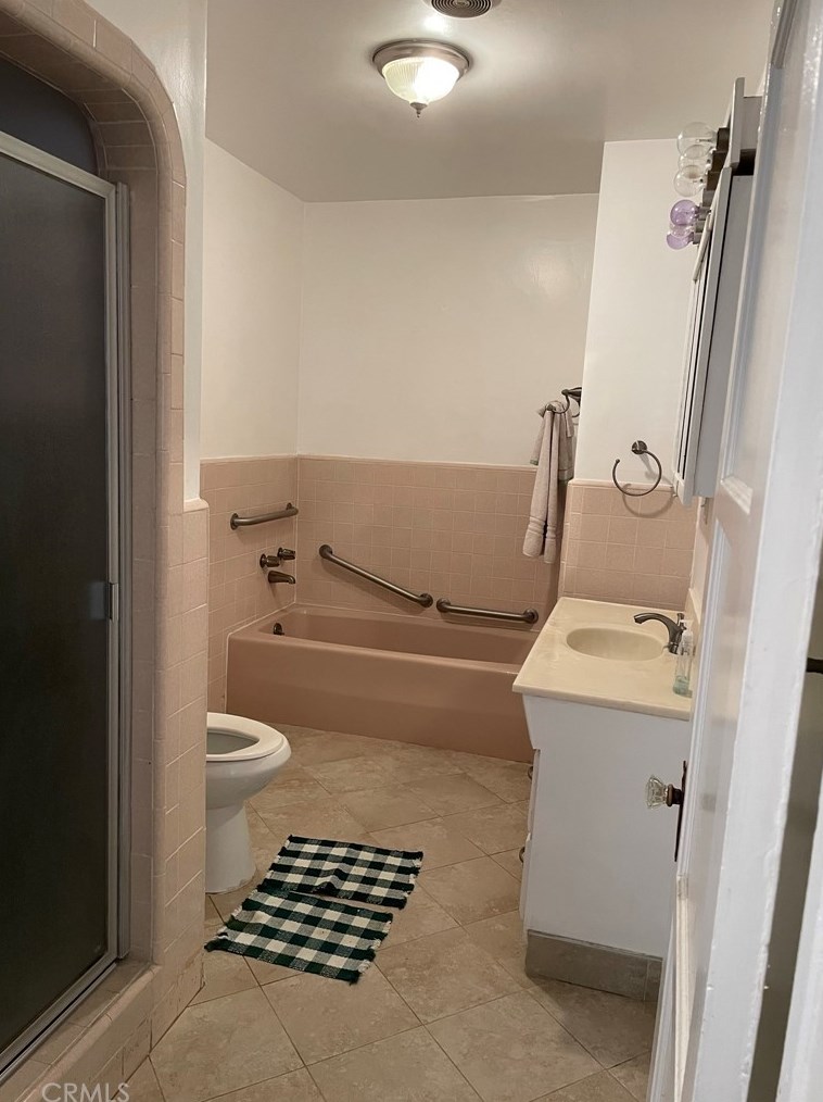 1457 89 St, Los Angeles CA  90003-3507 exterior