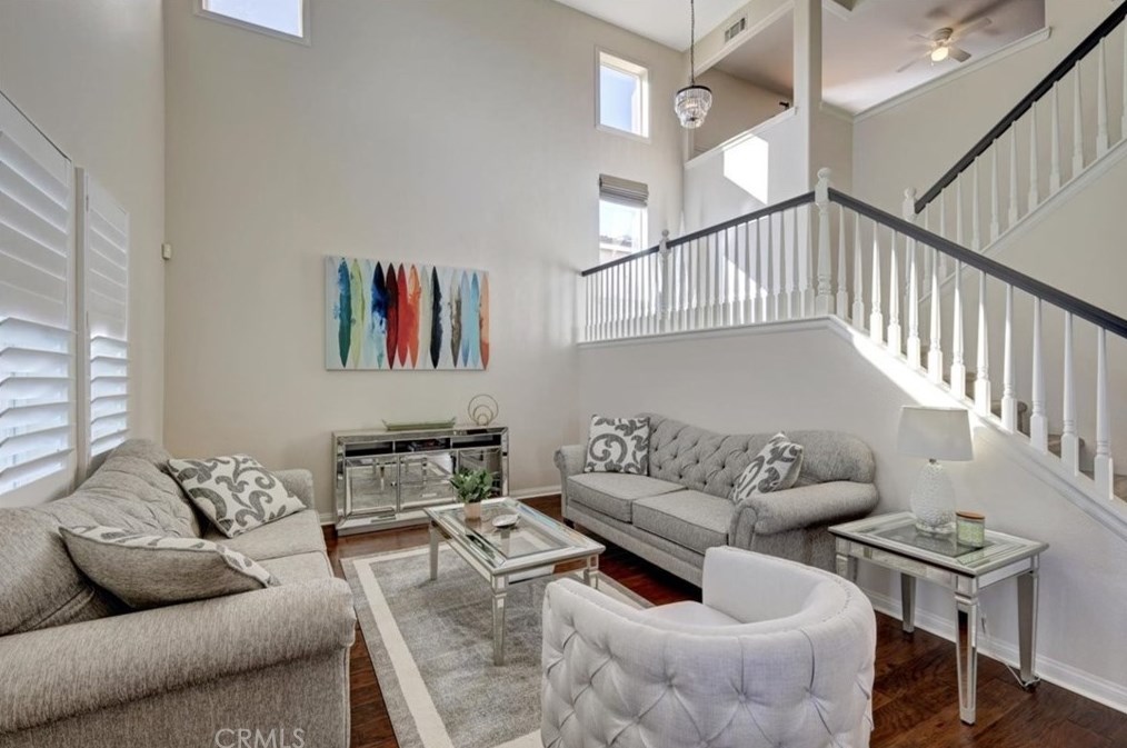 38231 Calle Cipres, Murrieta CA  92562-9348 exterior