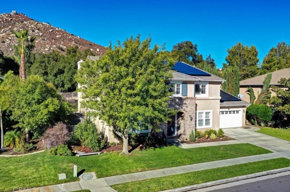 38231 Calle Cipres, Murrieta CA  92562-9348 exterior