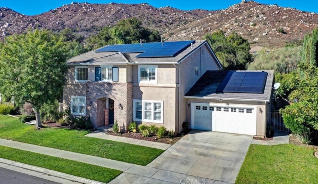 38231 Calle Cipres, Murrieta CA  92562-9348 exterior