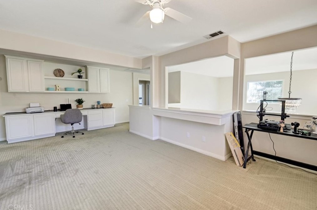 38231 Calle Cipres, Murrieta CA  92562-9348 exterior