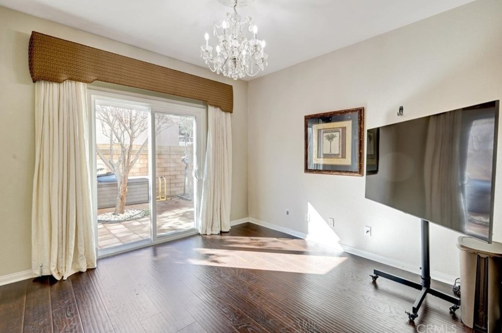 38231 Calle Cipres, Murrieta CA  92562-9348 exterior