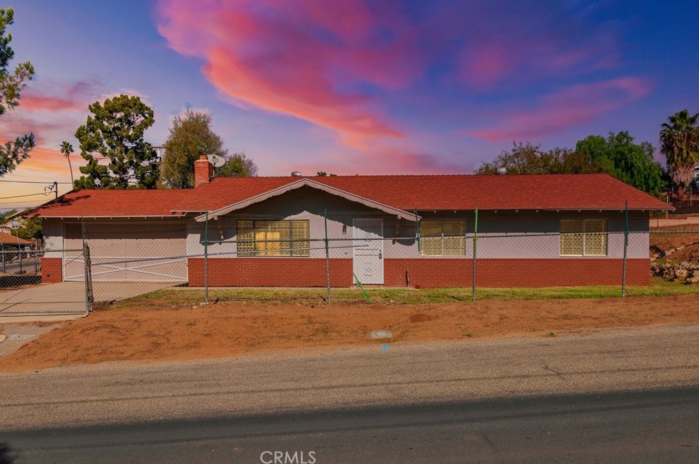9395 53rd St, Jurupa Valley, CA 92509