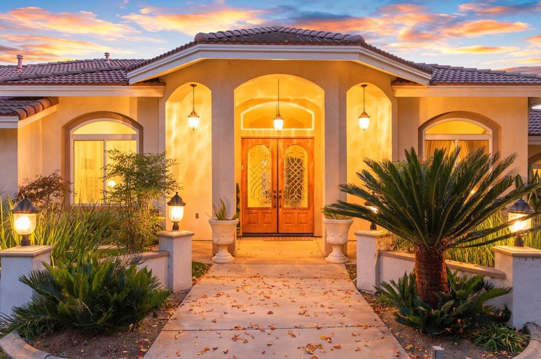 16169 Jacobs Cir, Riverside, CA 92504