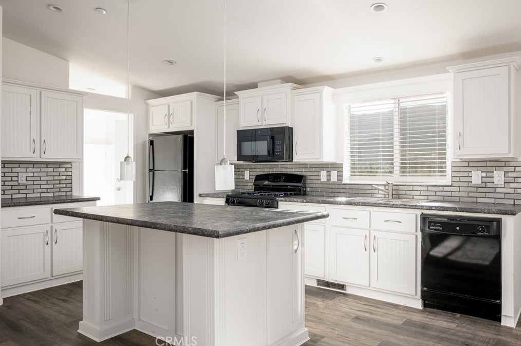 32644 Rome Hill Rd, Lake Elsinore, CA 92530