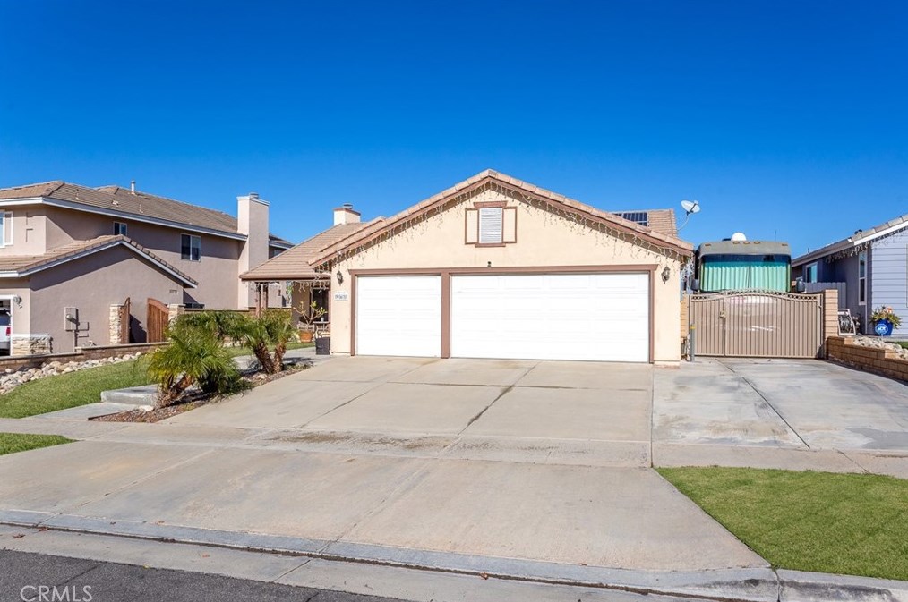 961 Cowhide Rd, Corona, CA 92882-6116