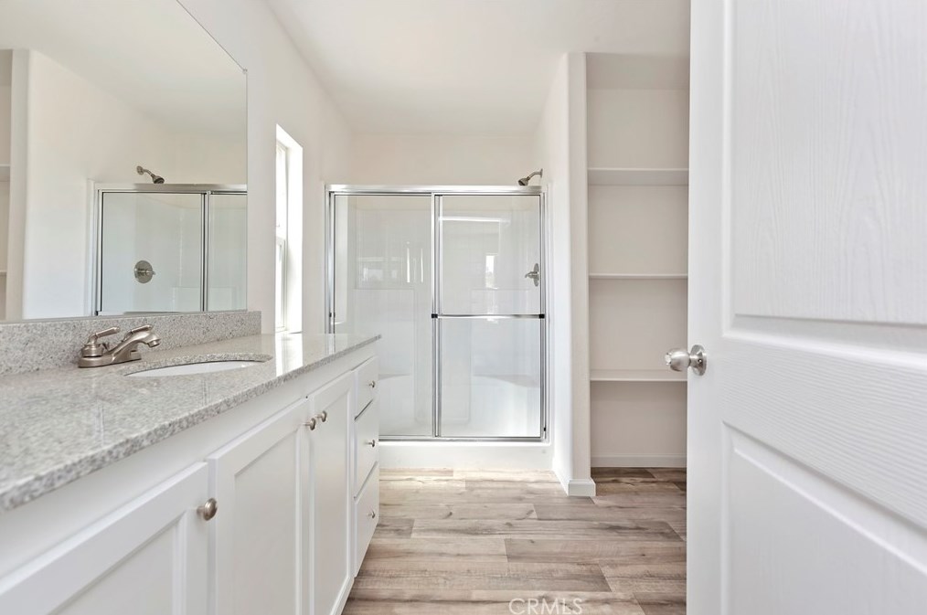 9764 Oasis Rd, Pinon Hills CA  92372 exterior
