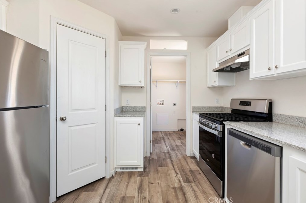 9764 Oasis Rd, Pinon Hills CA  92372 exterior
