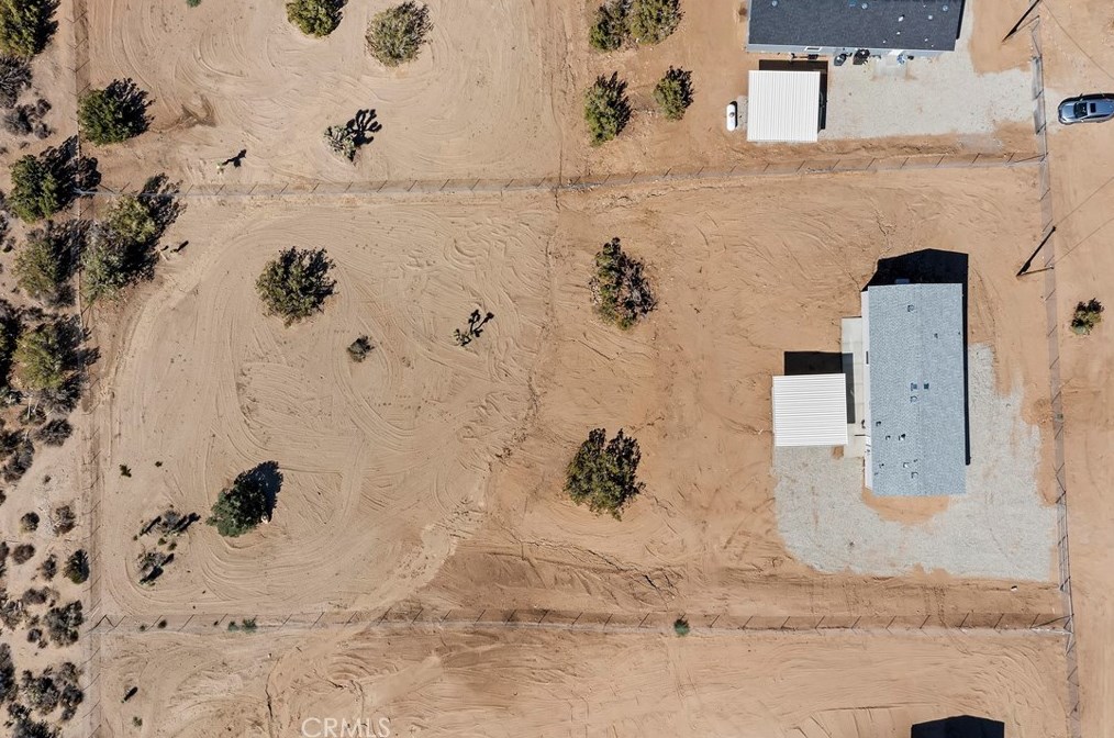 9764 Oasis Rd, Pinon Hills CA  92372 exterior