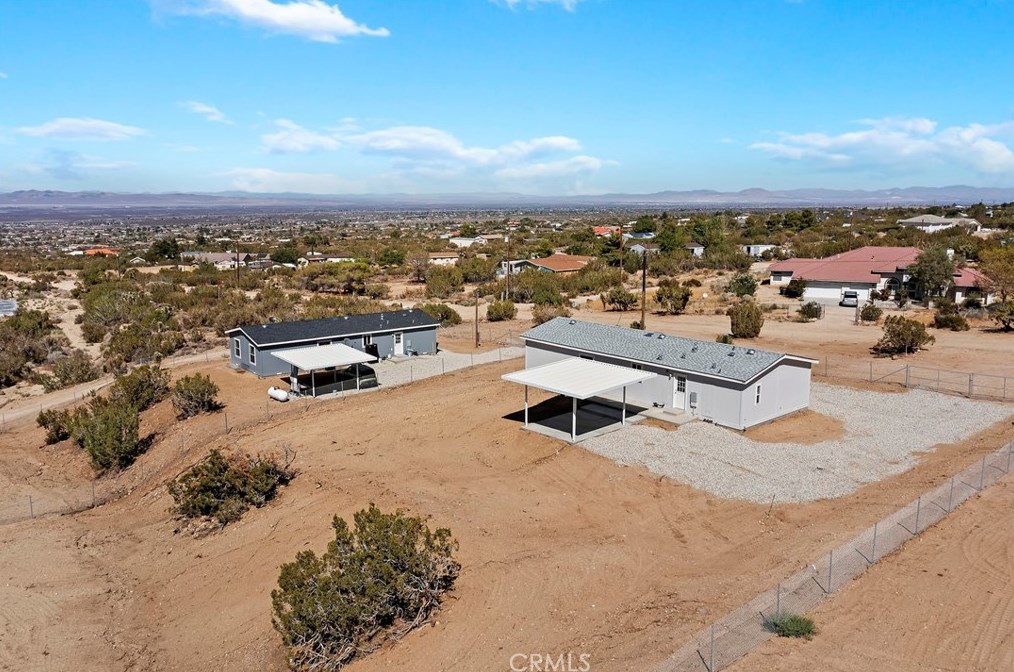 9764 Oasis Rd, Pinon Hills CA  92372 exterior