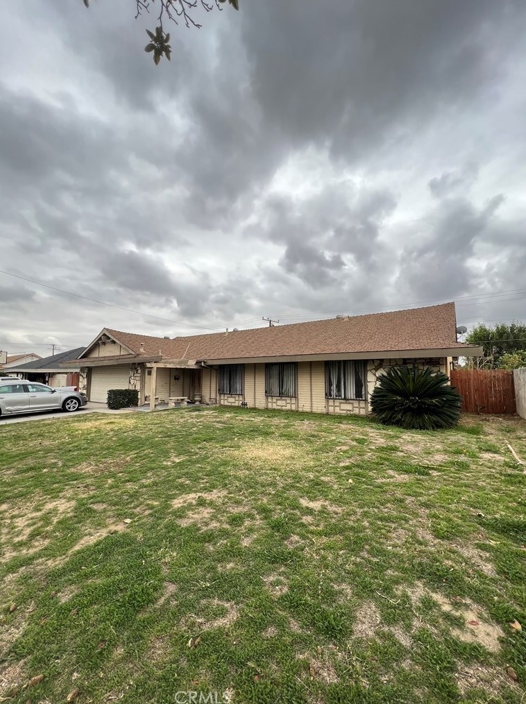 251 E Mariana, Rialto, CA 92376
