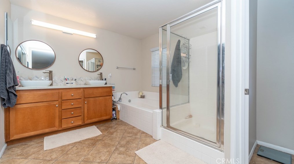 27082 Dolostone Way, Moreno Valley CA  92555-4506 exterior