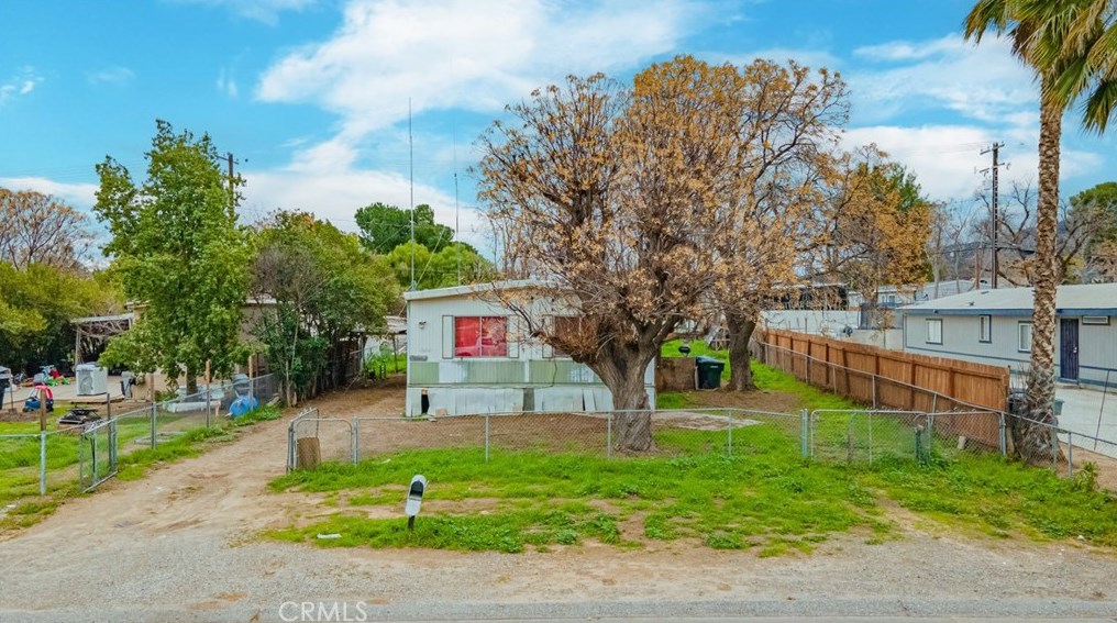 32860 Gregory Pl, Lake Elsinore, CA 92530