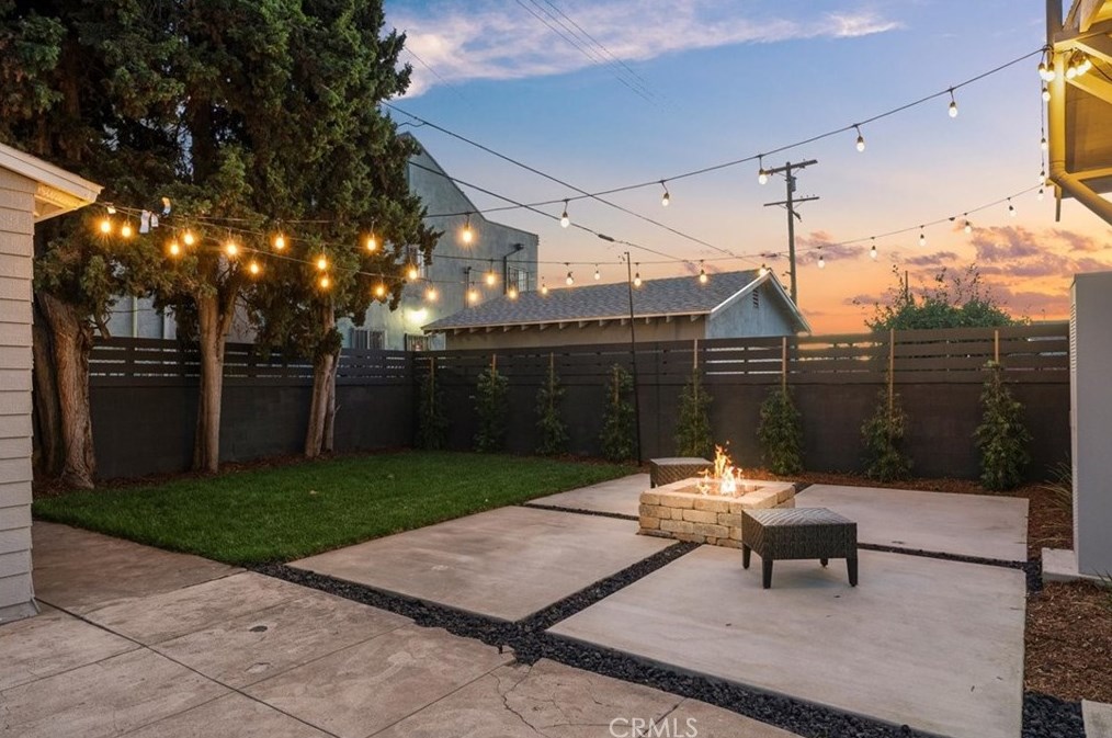 1730 43rd Pl, Los Angeles CA  90062-1542 exterior