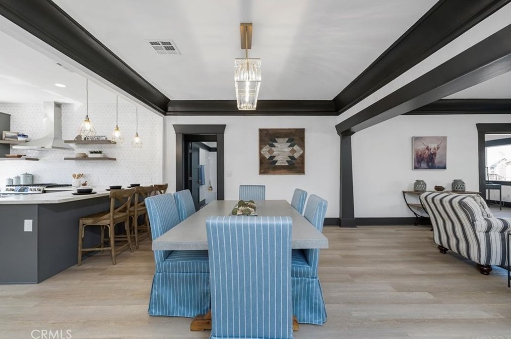1730 43rd Pl, Los Angeles CA  90062-1542 exterior