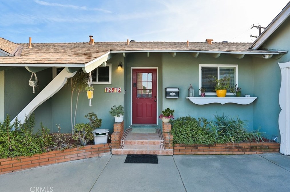 12512 Tours Ave, Garden Grove, CA 92843