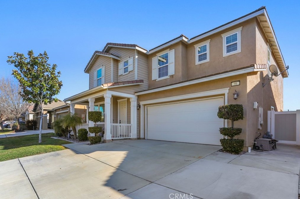 90 Luna Ave, Beaumont, CA 92223