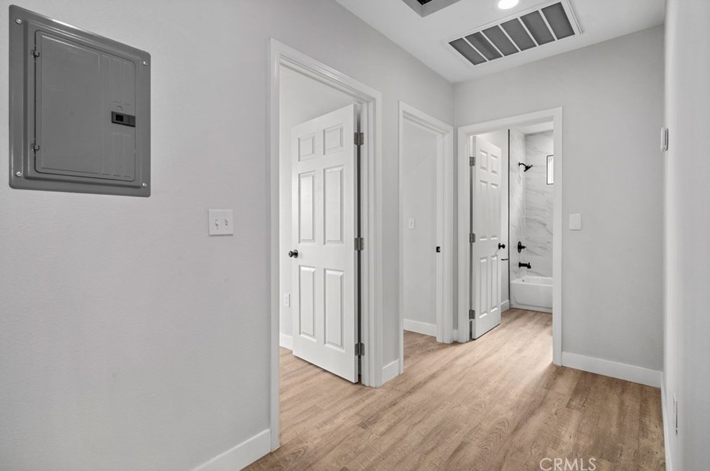 212 24th St, Los Angeles CA  90007-2635 exterior