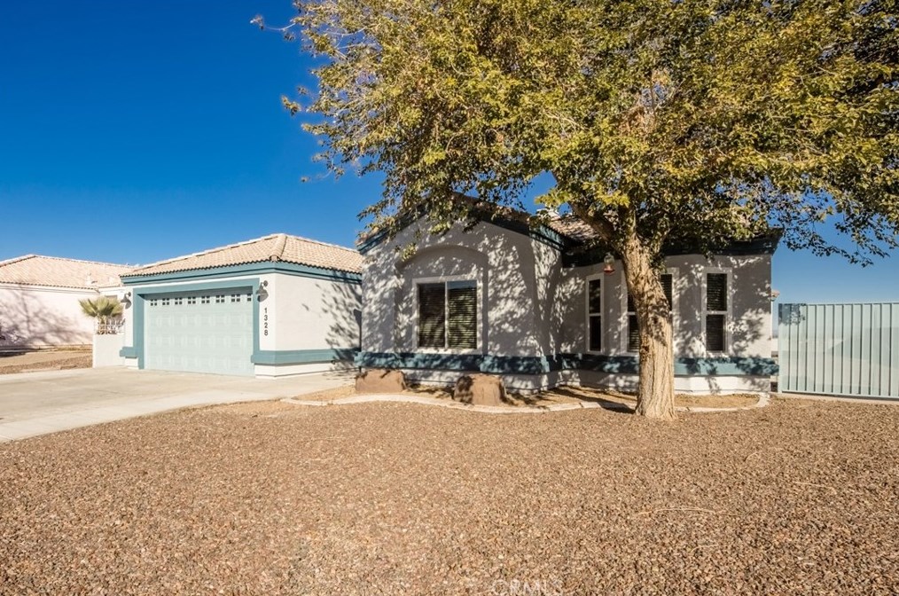 1328 Redwood Ave, Chemehuevi, CA 92363