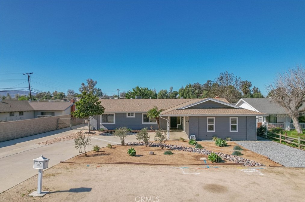 2424 Pinto Ln, Norco, CA 92860