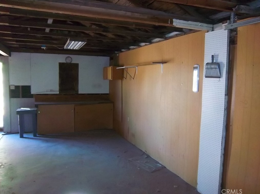 46699 Magney Ln, Newberry Springs CA  92365-9703 exterior