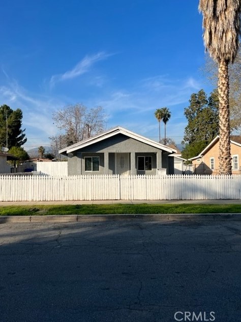 124 Temple St, San Bernardino, CA 92410