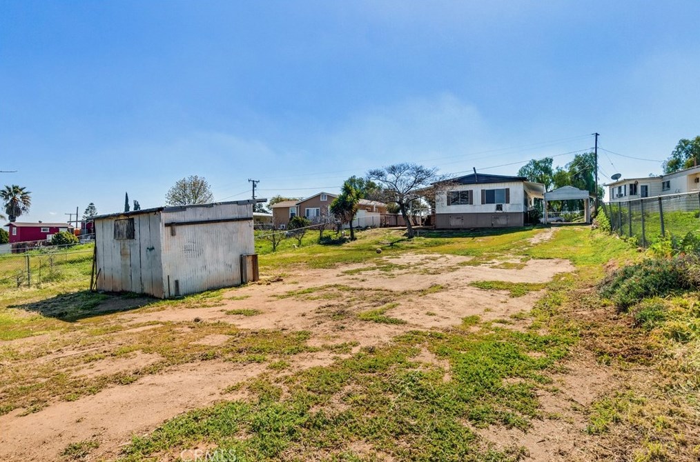18770 Woodcrest Ln, Riverside, CA 92508