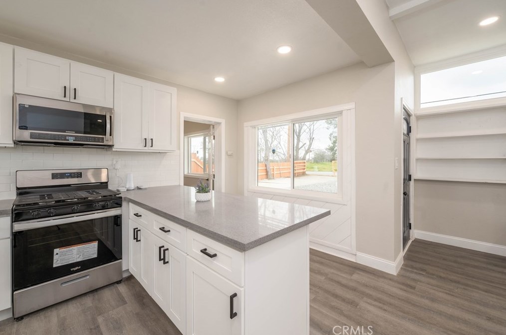 280 Apex Ave, Banning CA  92220-3017 exterior