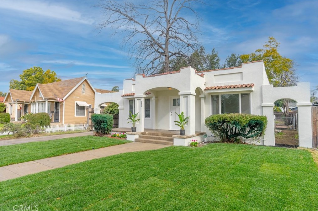 223 Plaza Serena, Ontario, CA 91764