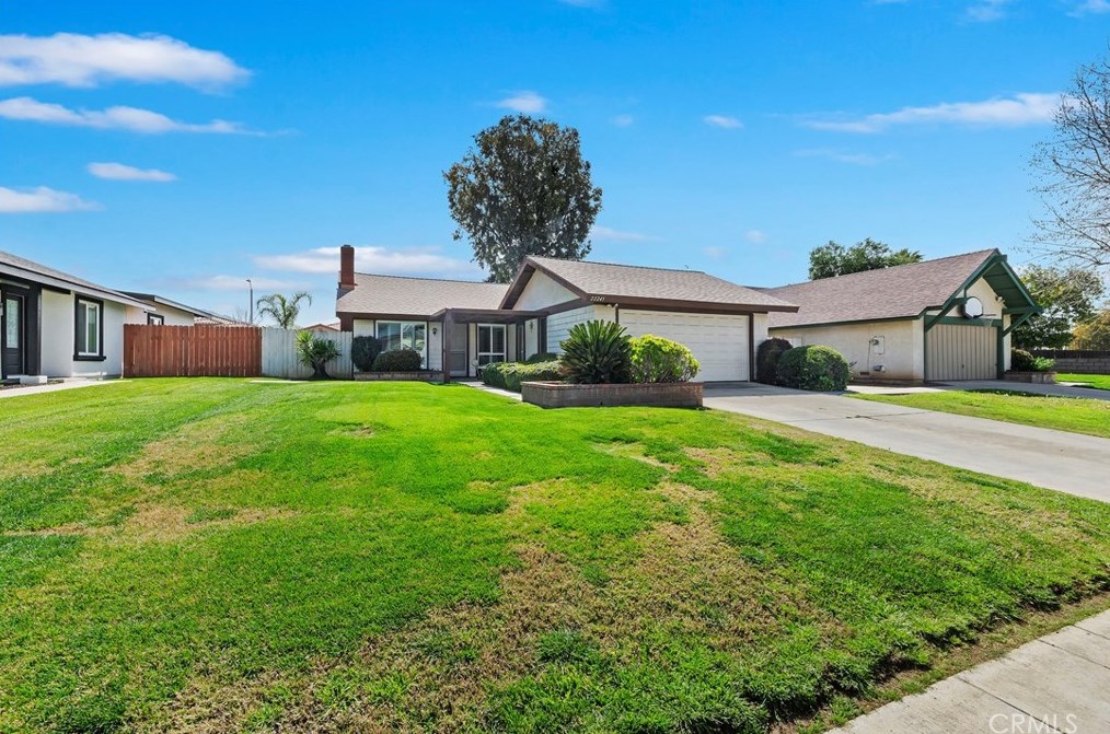 22245 Dove St, Colton, CA 92313