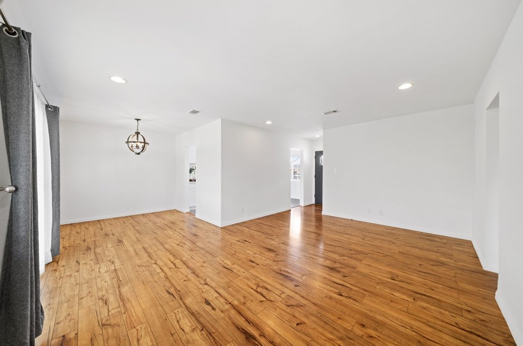 15210 Domart Ave, Norwalk CA  90650-5308 exterior