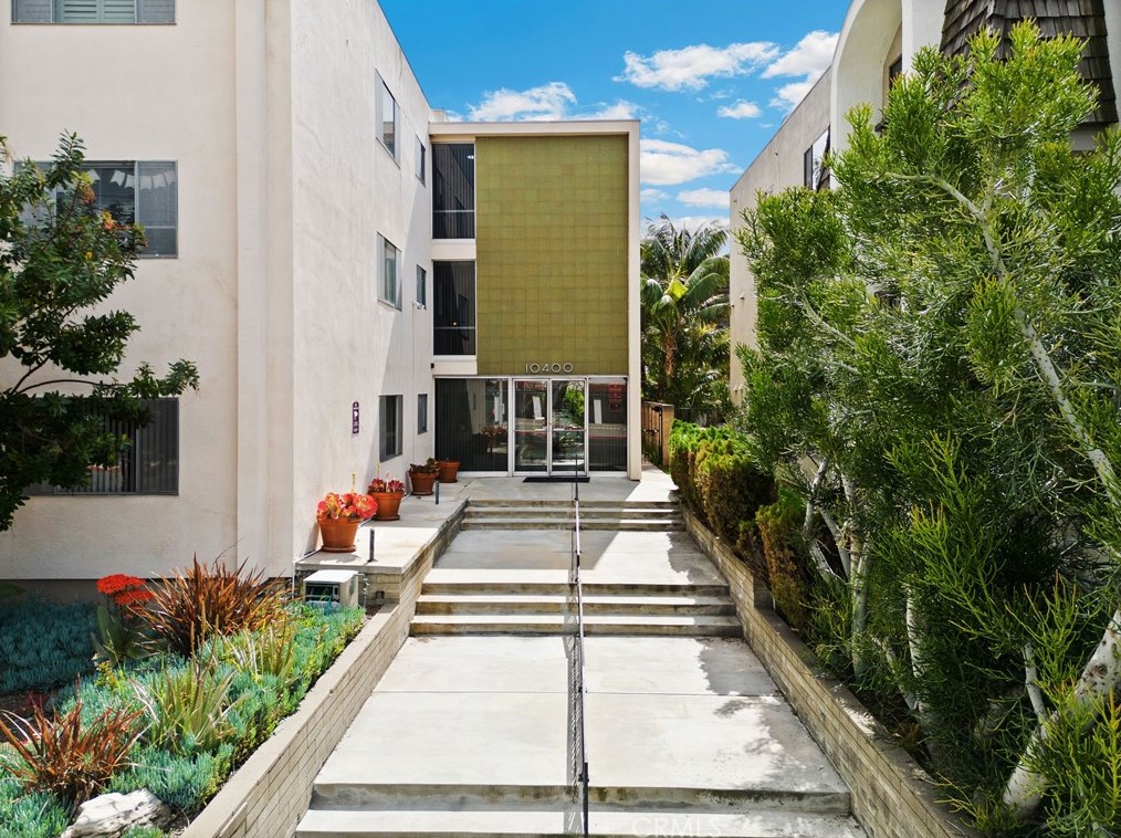 10400 Downey Ave #107, Downey, CA 90241