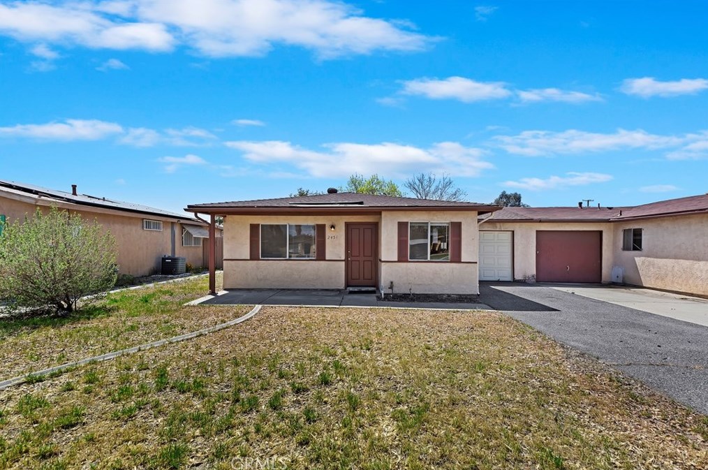 2451 Cristobal Ave, Hemet, CA 92545-2538