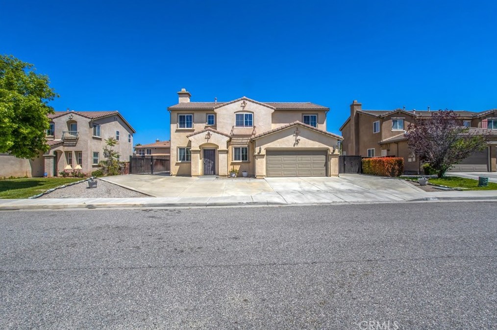 1047 Hisse Dr, San Jacinto, CA 92583