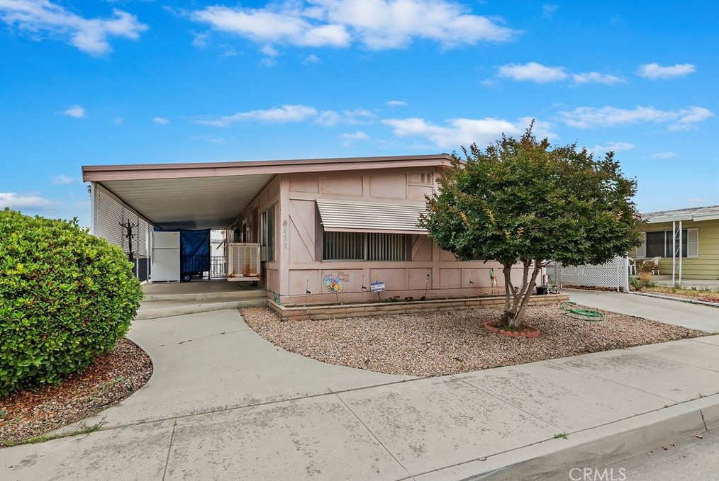 650 Castille Dr, Hemet, CA 92543