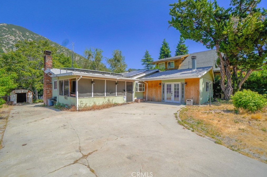 376 Valley Vista Dr, Lytle Creek, CA 92358