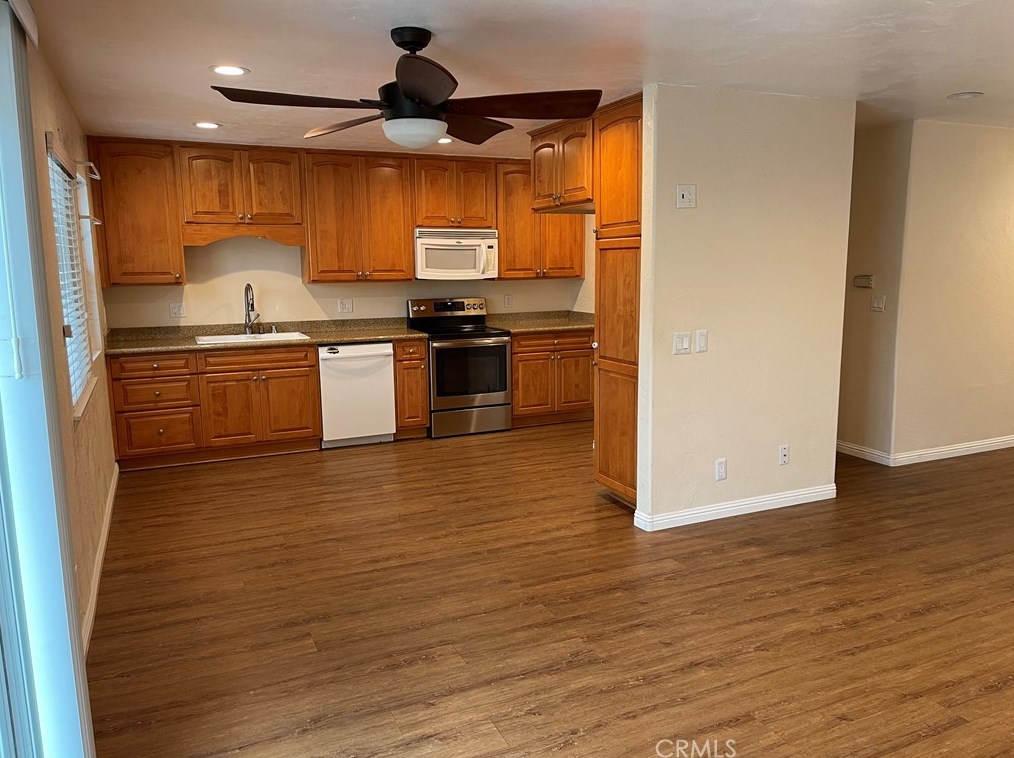 19891 Estuary Ln, Huntington Beach, CA 92646-3955
