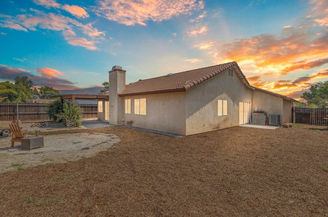 204 E Sage Ave, San Jacinto, CA 92582