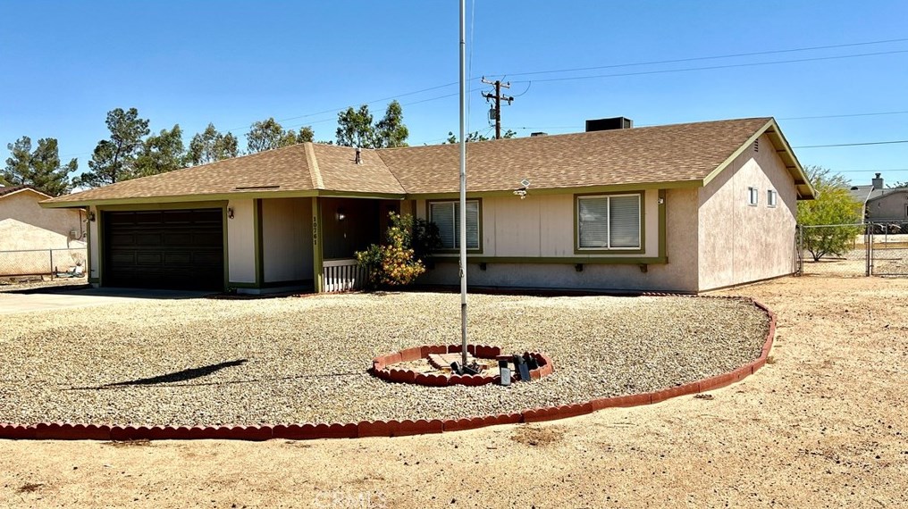 10761 Cochiti Rd, Apple Valley, CA 92308-8001