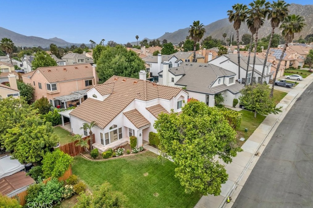 10635 Silverleaf Cir, Moreno Valley CA  92557-2967 exterior