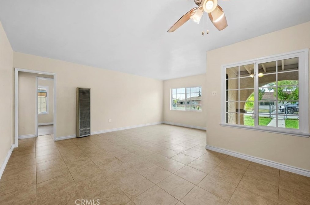 17804 Barbee St, Fontana CA  92336-2805 exterior