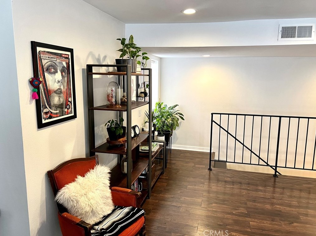 9301 Shadowood Dr #g, Montclair, CA 91763