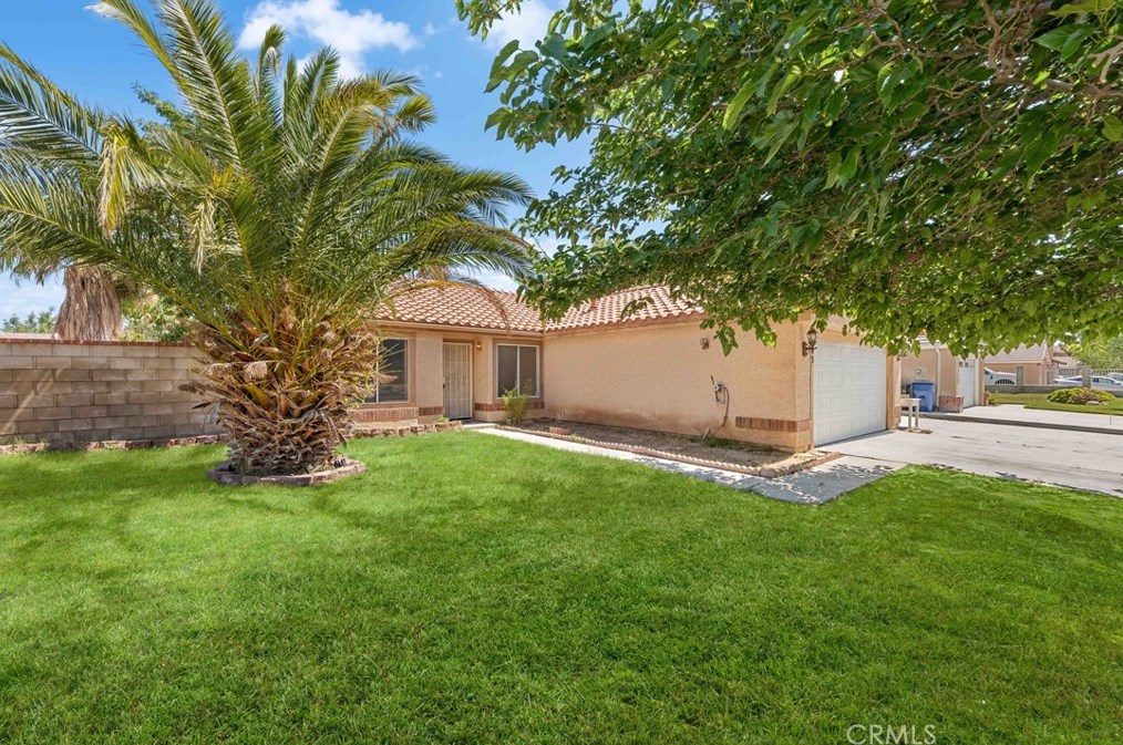 3243 E Ave R4, Palmdale, CA 93550