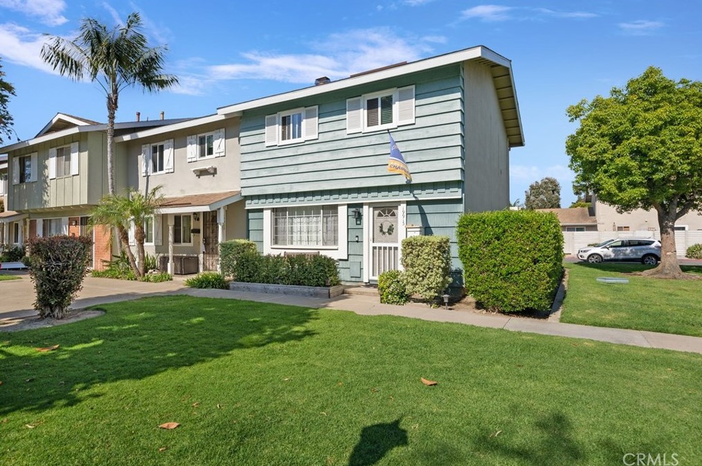 19913 Burnley Ln, Huntington Beach, CA 92646-4003