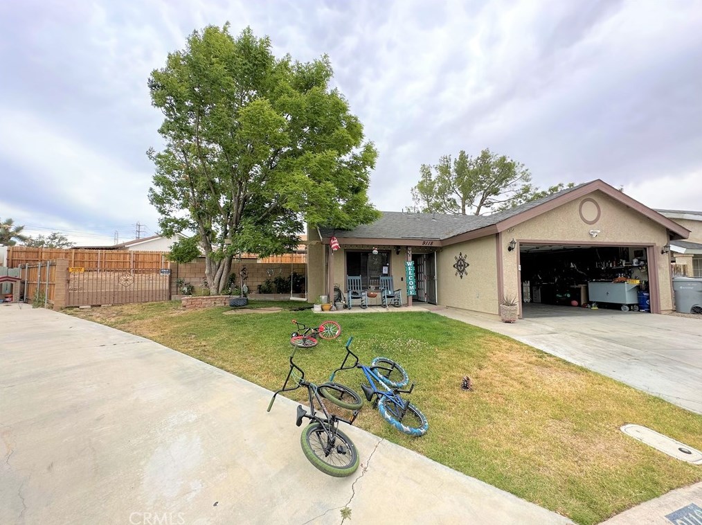 9118 Ashwood Ct, Hesperia, CA 92344